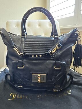 Beautiful black leather Juicy Couture satchel/hobo style